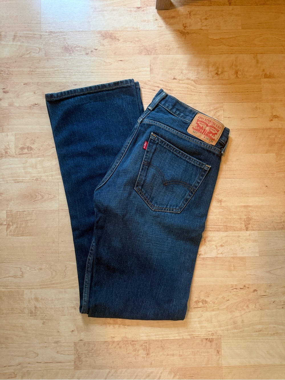 Levi Mens Jeans